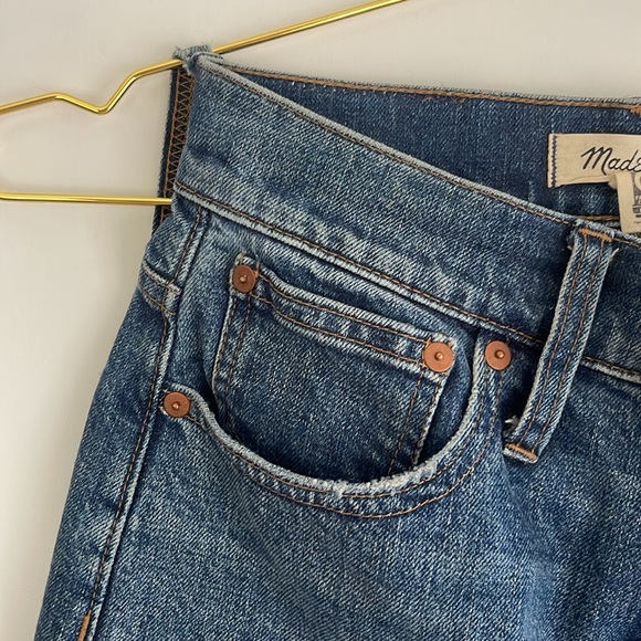 Madewell The Highest-Rise Perfect Vintage Jean in Longisle Wash - Picture 5 of 11